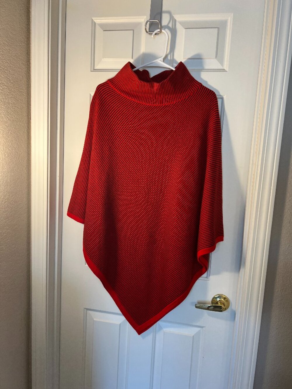 Jones New York Cape